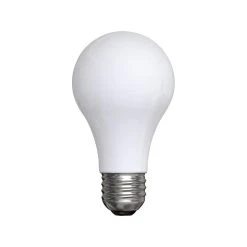 Staples Department Store 34 GE 5-Watt Soft White LED General-Purpose Bulb, 4/Pack (99176)